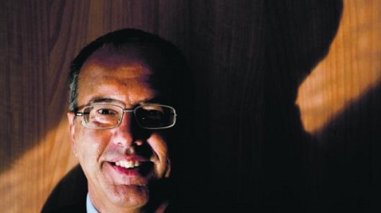 Rog&eacute;rio Alves